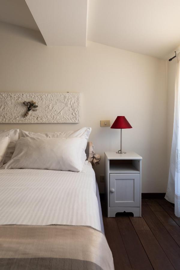 Bright And Comfy Terraced Apartment In Trastevere 로마 외부 사진